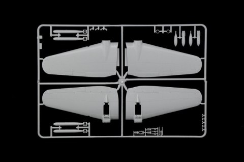 Model plastikowy Heinkel He 111H Battle of Britain 80th Model plastikowy Heinkel He 111H Battle of Britain 80th