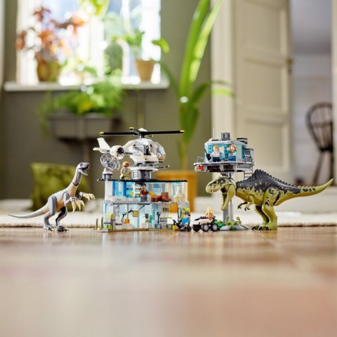 Klocki Jurassic World 76949 Atak giganotozaura i terizinozaura Klocki Jurassic World 76949 Atak giganotozaura i terizinozaura