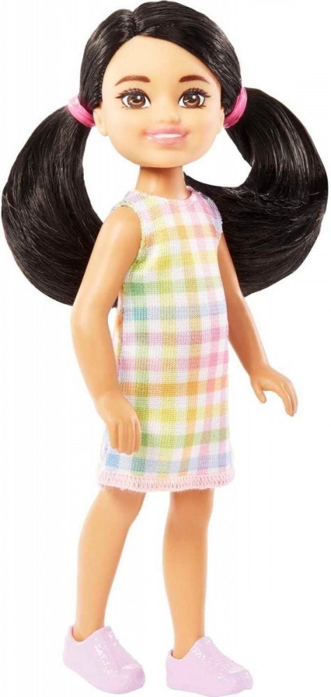 Lalka Barbie Chelsea sukienka w kratę Lalka Barbie Chelsea sukienka w kratę