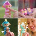 Figurka interaktywna Fingerlings Małpka Zielono-Niebieska Ava Figurka interaktywna Fingerlings Małpka Zielono-Niebieska Ava