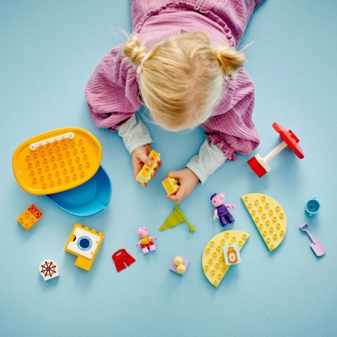 Klocki DUPLO 10432 Peppa Pig Peppa i rejs łodzią Klocki DUPLO 10432 Peppa Pig Peppa i rejs łodzią