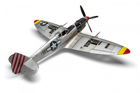 Model plastikowy Supermarine Spitfire Mk.VIII 1/24 Model plastikowy Supermarine Spitfire Mk.VIII 1/24